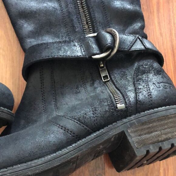 UGG Moto black leather boots distressed black so 8.5 - Picture 2 of 8